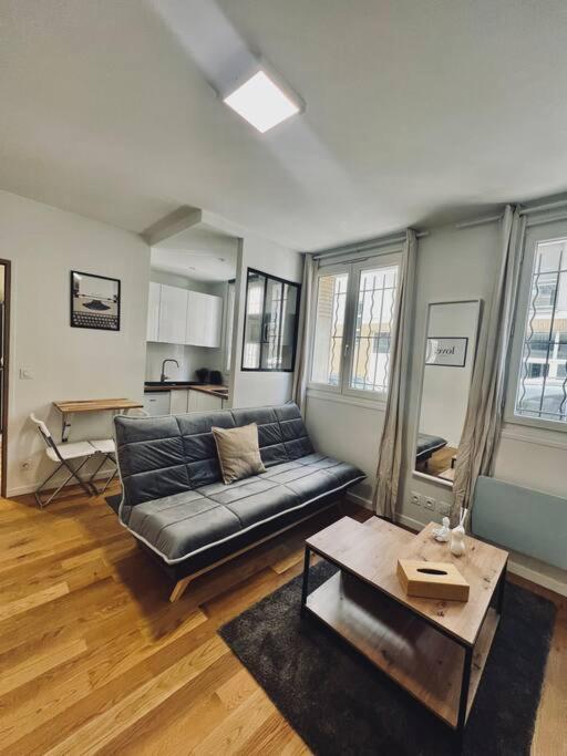Tres Beau Studio Refait A Neuf 2 Apartment Saint-Ouen  Exterior photo