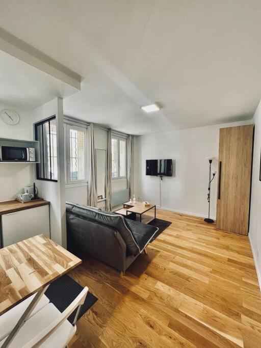 Tres Beau Studio Refait A Neuf 2 Apartment Saint-Ouen  Exterior photo